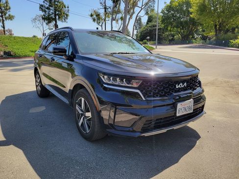 Used 2022 Kia Sorento S w/ Panoramic Sunroof Package FWD image 4