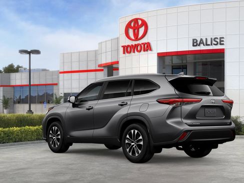 New 2026 Toyota Highlander XLE AWD/4WD image 6