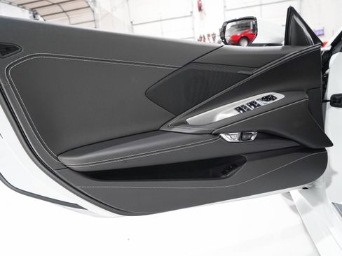 Used 2026 Chevrolet Corvette Stingray Convertible w/ Z51 Performance Package RWD image 20
