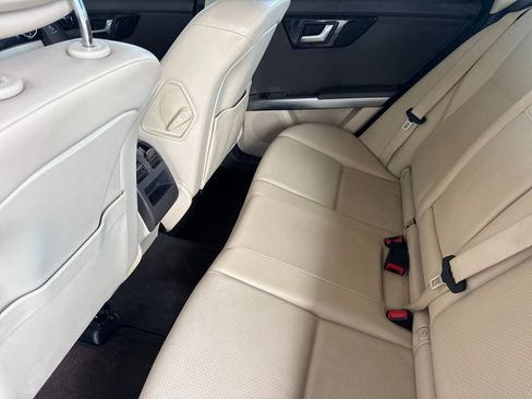 Used 2015 Mercedes-Benz GLK 350 2WD image 12