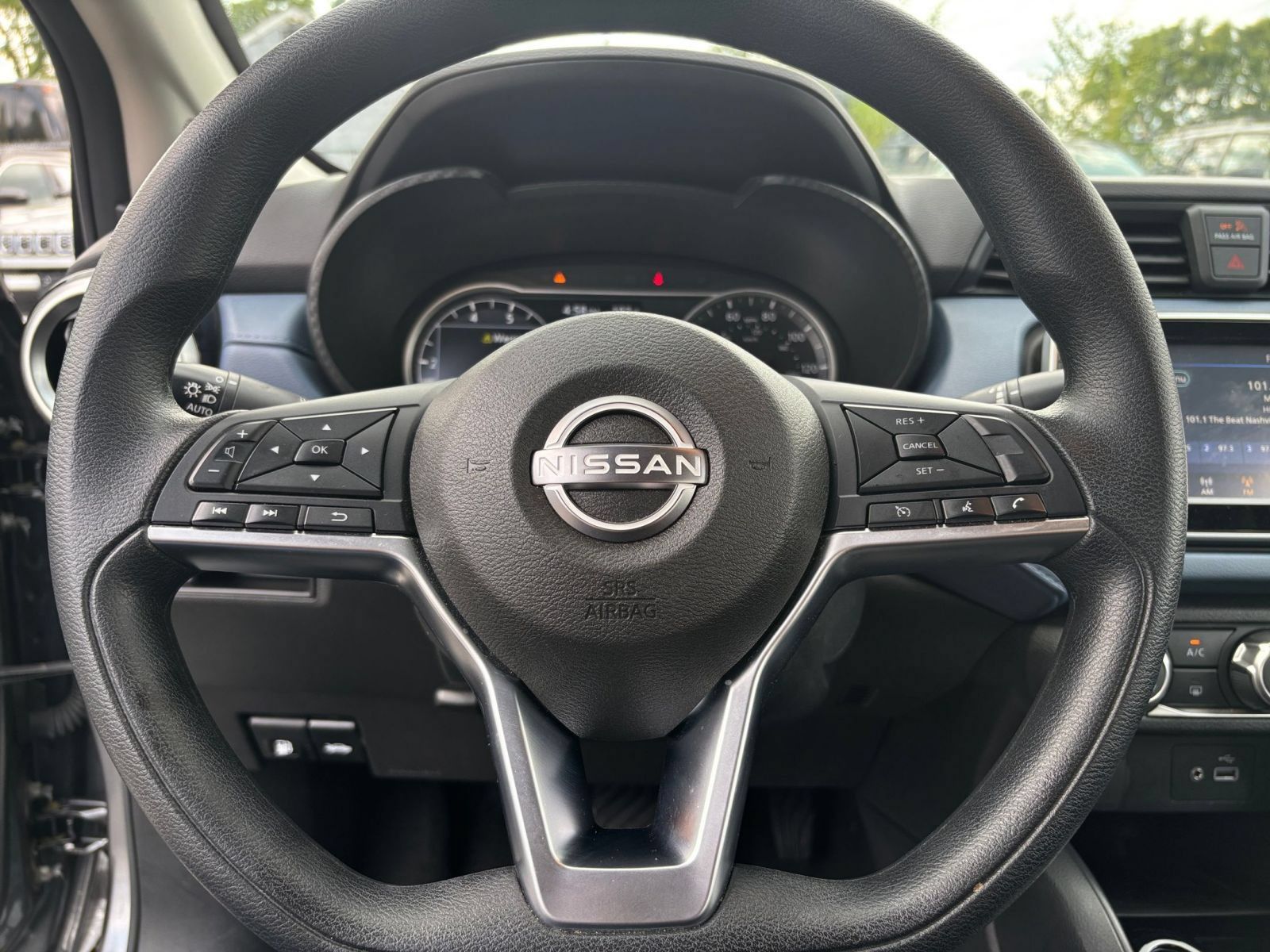 Used 2025 Nissan Versa SV FWD image 26