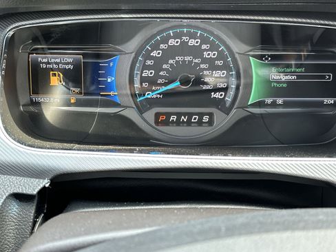 Used 2018 Ford Taurus SHO AWD/4WD image 18