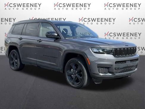 Used 2024 Jeep Grand Cherokee L Altitude image 7