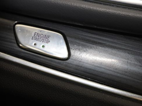 Used 2023 Buick Enclave Essence AWD/4WD image 29