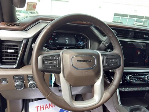 Certified 2025 GMC Sierra 3500 Denali w/ Denali Reserve Package AWD/4WD image 14