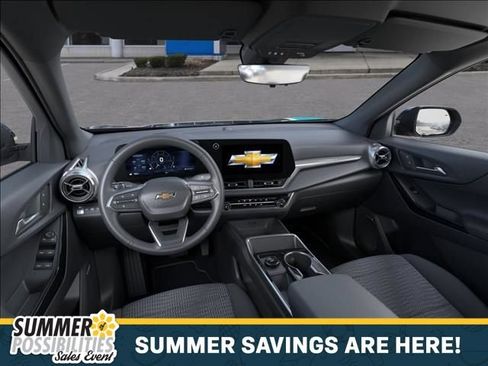 New 2026 Chevrolet Equinox LT w/ Safety and Technology Package AWD/4WD image 15