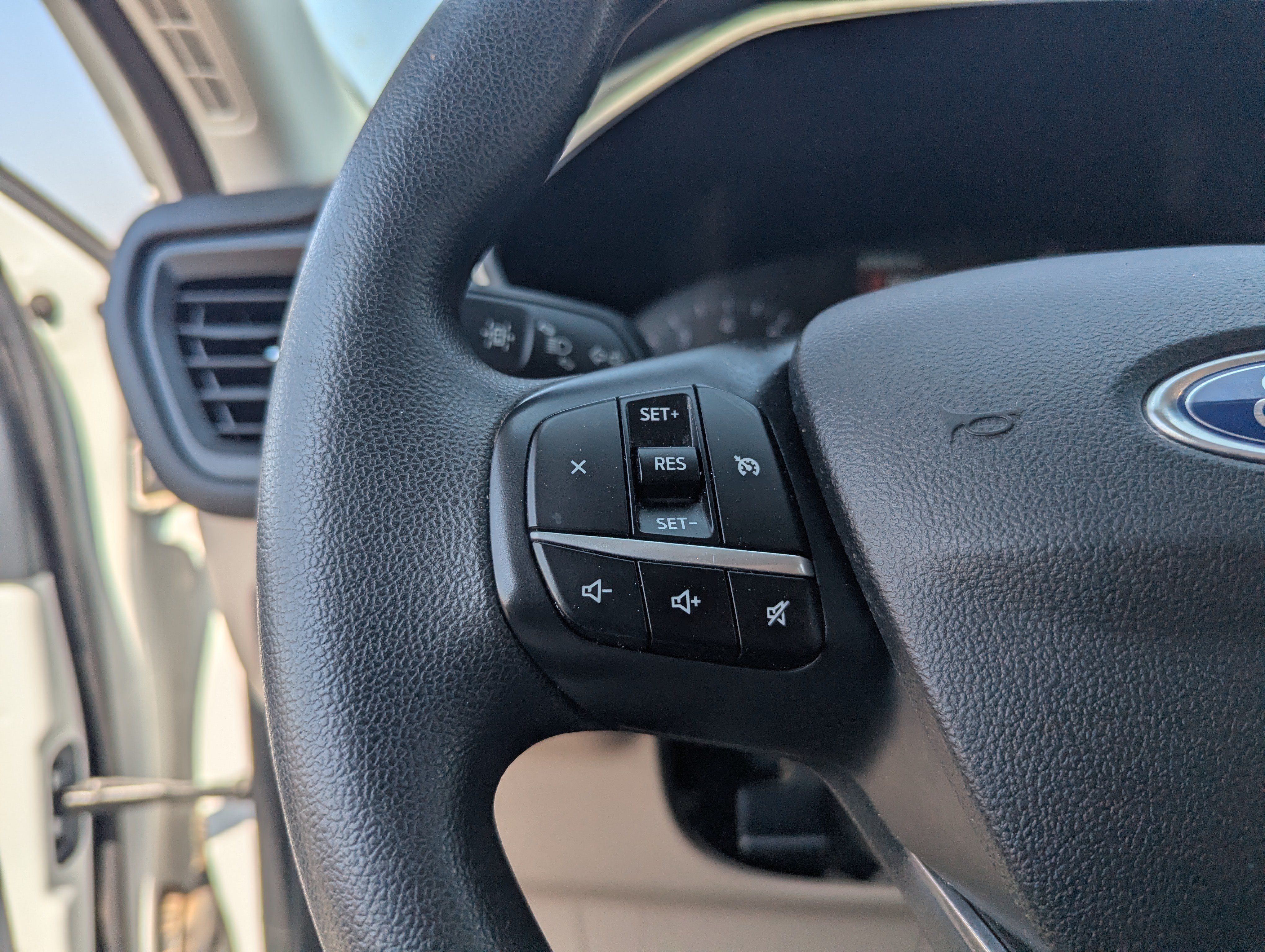 Used 2021 Ford Escape SE AWD/4WD image 32