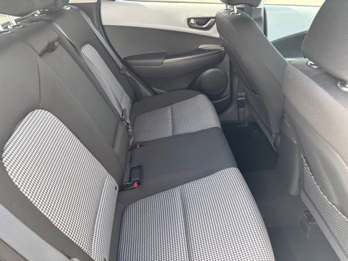 Used 2018 Hyundai Kona SEL image 17