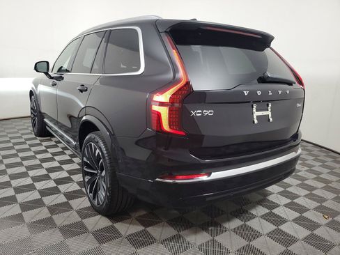 Used 2026 Volvo XC90 B6 Ultra AWD/4WD image 4