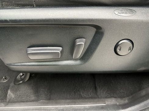 Used 2021 Toyota Tundra Limited image 12