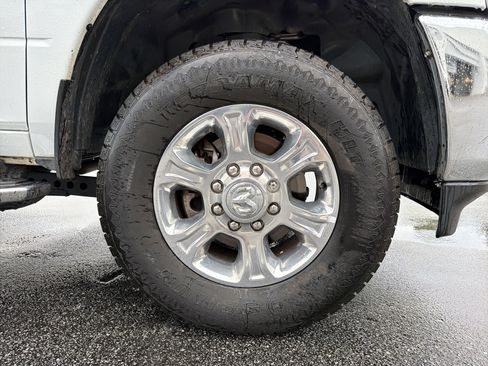 Used 2024 RAM 2500 Big Horn image 13