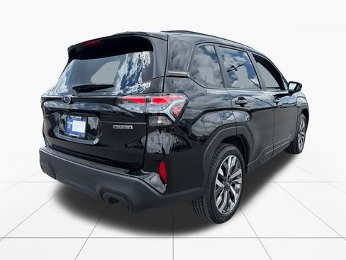 Used 2026 Subaru Forester Touring AWD/4WD image 7