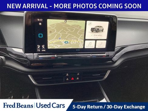Certified 2025 Volkswagen Atlas Cross Sport SEL R-Line image 12