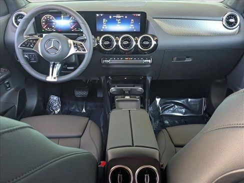 Used 2026 Mercedes-Benz GLA 250 image 13