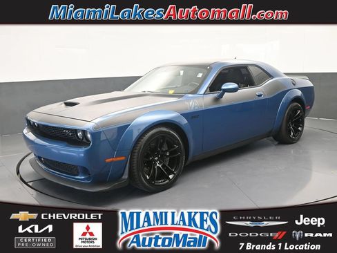 Used 2021 Dodge Challenger R/T Scat Pack RWD image 1