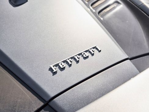 Used 2022 Ferrari F8 Tributo image 15