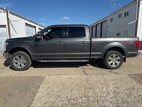 Used 2020 Ford F150 Lariat w/ Equipment Group 502A Luxury AWD/4WD image 8