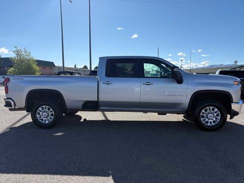 Used 2020 Chevrolet Silverado 3500 LT AWD/4WD image 2