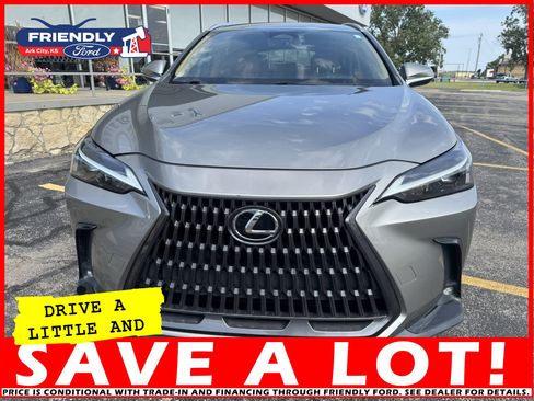 Used 2022 Lexus NX 250 FWD w/ Towing Package (2000 Lbs) image 11
