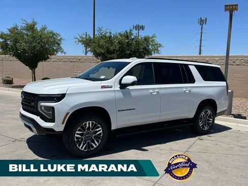 Used 2025 Chevrolet Suburban Z71 w/ Comfort Package AWD/4WD image 1
