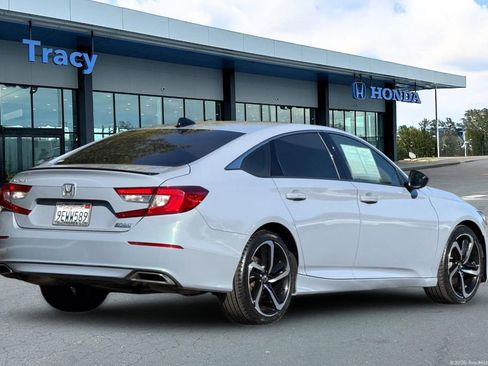 Certified 2022 Honda Accord Sport Special Edition image 6