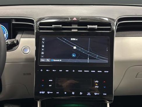 Used 2024 Hyundai Tucson Limited image 13