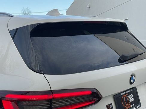 Used 2022 BMW X5 xDrive40i w/ Parking Assistance Package image 32