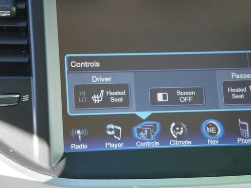 Used 2013 Chrysler 300 AWD w/ Driver Convenience Group image 32