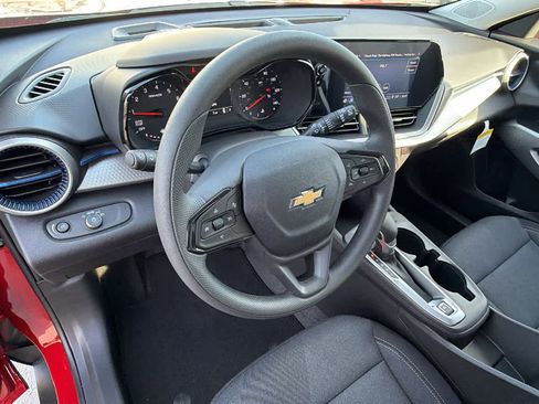 New 2026 Chevrolet Trax LS image 10