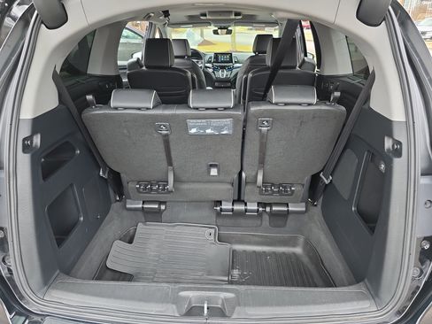 Used 2023 Honda Odyssey Elite image 14