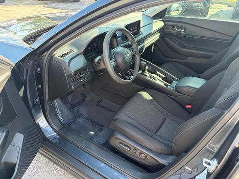 Used 2024 Honda Accord EX image 12