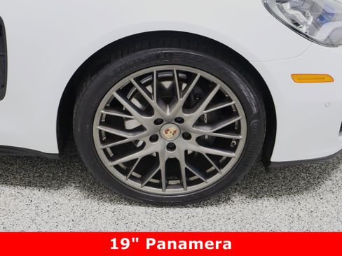 Used 2021 Porsche Panamera 4 image 5