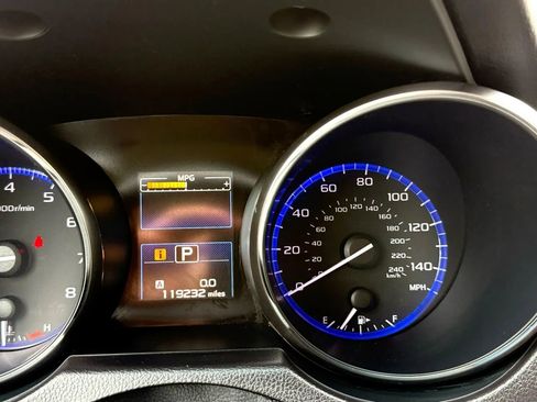 Used 2016 Subaru Outback 2.5i Limited w/ Popular Package #4 image 14