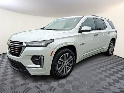 Certified 2023 Chevrolet Traverse High Country image 3