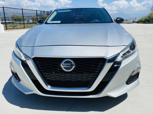 Used 2022 Nissan Altima 2.5 SR image 8