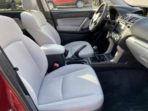 Used 2018 Subaru Forester 2.5i Premium image 16