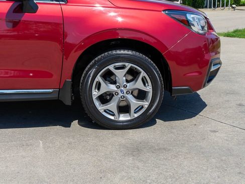 Used 2018 Subaru Forester 2.5i Touring AWD/4WD image 39