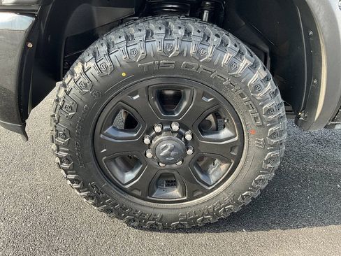 Used 2016 RAM 2500 Big Horn w/ Black Appearance Group AWD/4WD image 17