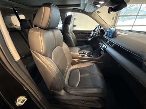 Used 2023 Honda Pilot Touring image 26