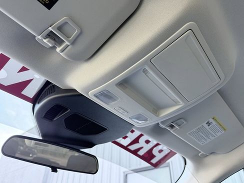 Used 2021 Ford Escape SE image 21