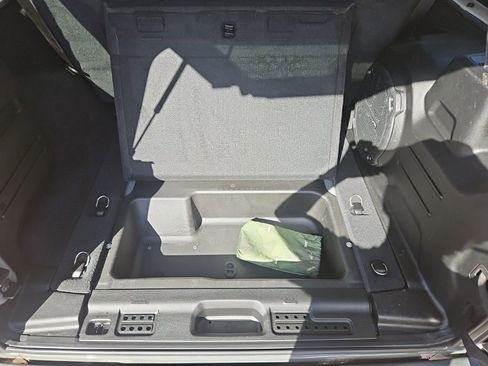 Used 2021 Jeep Wrangler Unlimited Sport AWD/4WD image 36