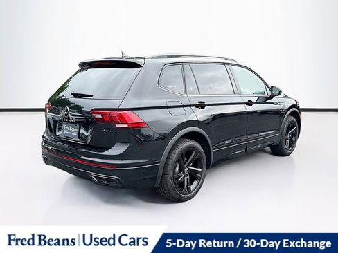 Used 2024 Volkswagen Tiguan SE R-Line AWD/4WD image 10