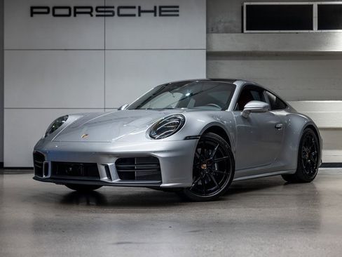 Used 2025 Porsche 911 Carrera image 1