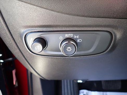 Used 2024 Chevrolet Equinox RS FWD image 15