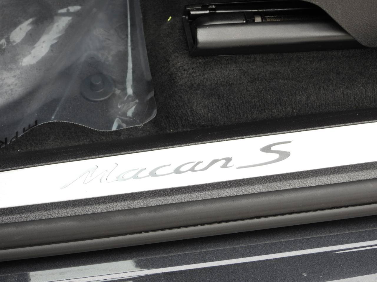 Used 2020 Porsche Macan S AWD/4WD image 57