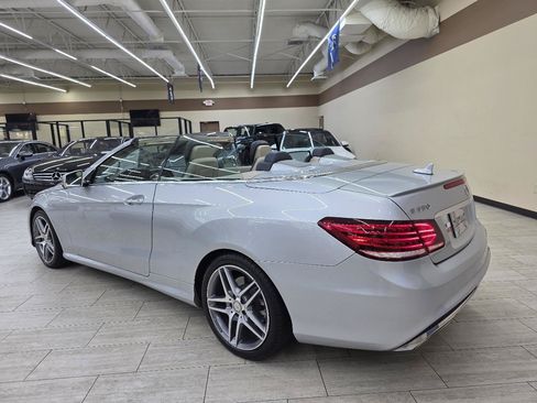 Used 2016 Mercedes-Benz E 550 Cabriolet image 10