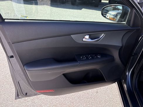 Used 2021 Kia Forte Sedan image 22