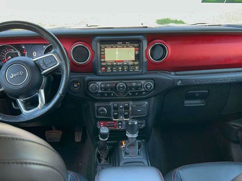 Used 2021 Jeep Wrangler Unlimited Rubicon AWD/4WD image 27