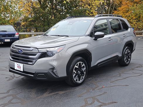 Certified 2025 Subaru Forester Premium image 22