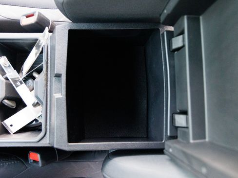 Used 2024 Toyota Tacoma SR image 27